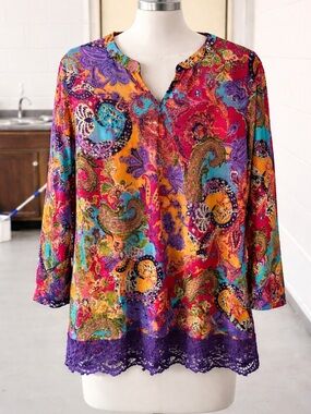 Caleass as Paisley Lace-Hem Women's Tunic Top in Purple Multi